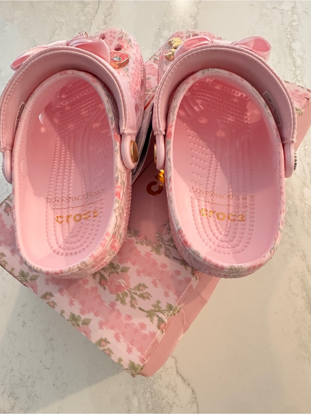 LoveShackFancy X crocs milk Pink Floral size 5 women - Picture 3 of 3